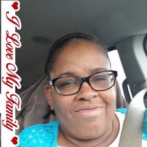 Meet your Posher, Cecelia